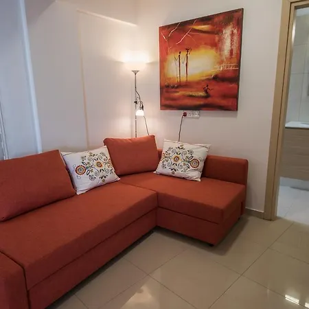 Skylight Megaron Apartamento *