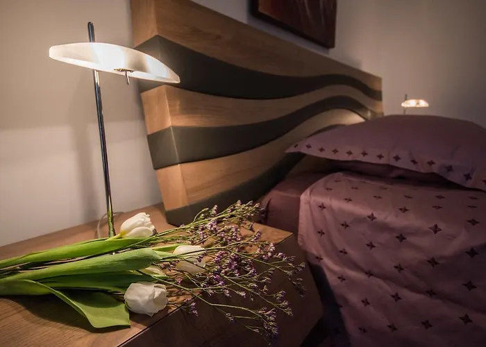 Skylight Megaron * Ларнака