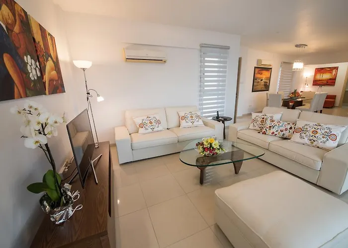 Apartamento Skylight Megaron Lárnaca