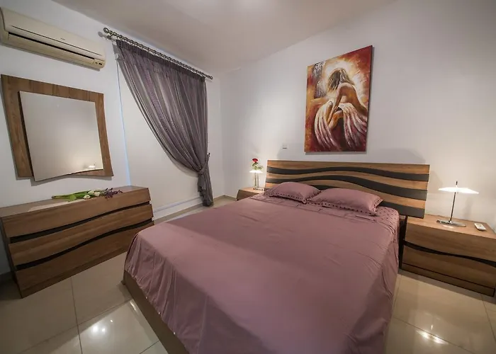 Skylight Megaron Apartamento *