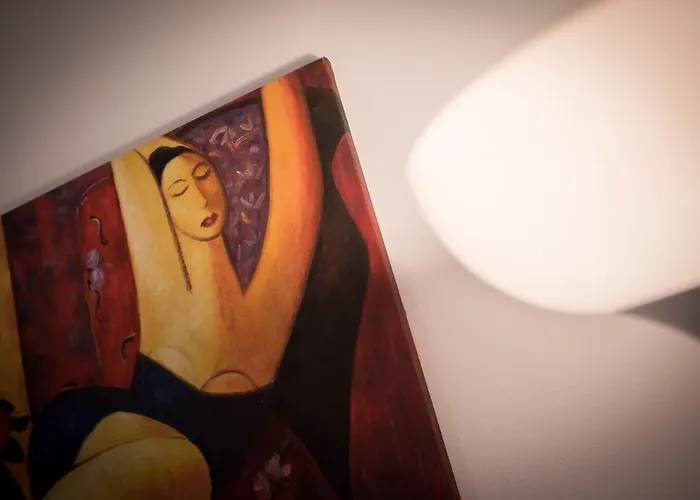 Skylight Megaron Apartment *